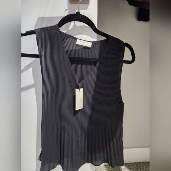 Top - Picture 1 of 3